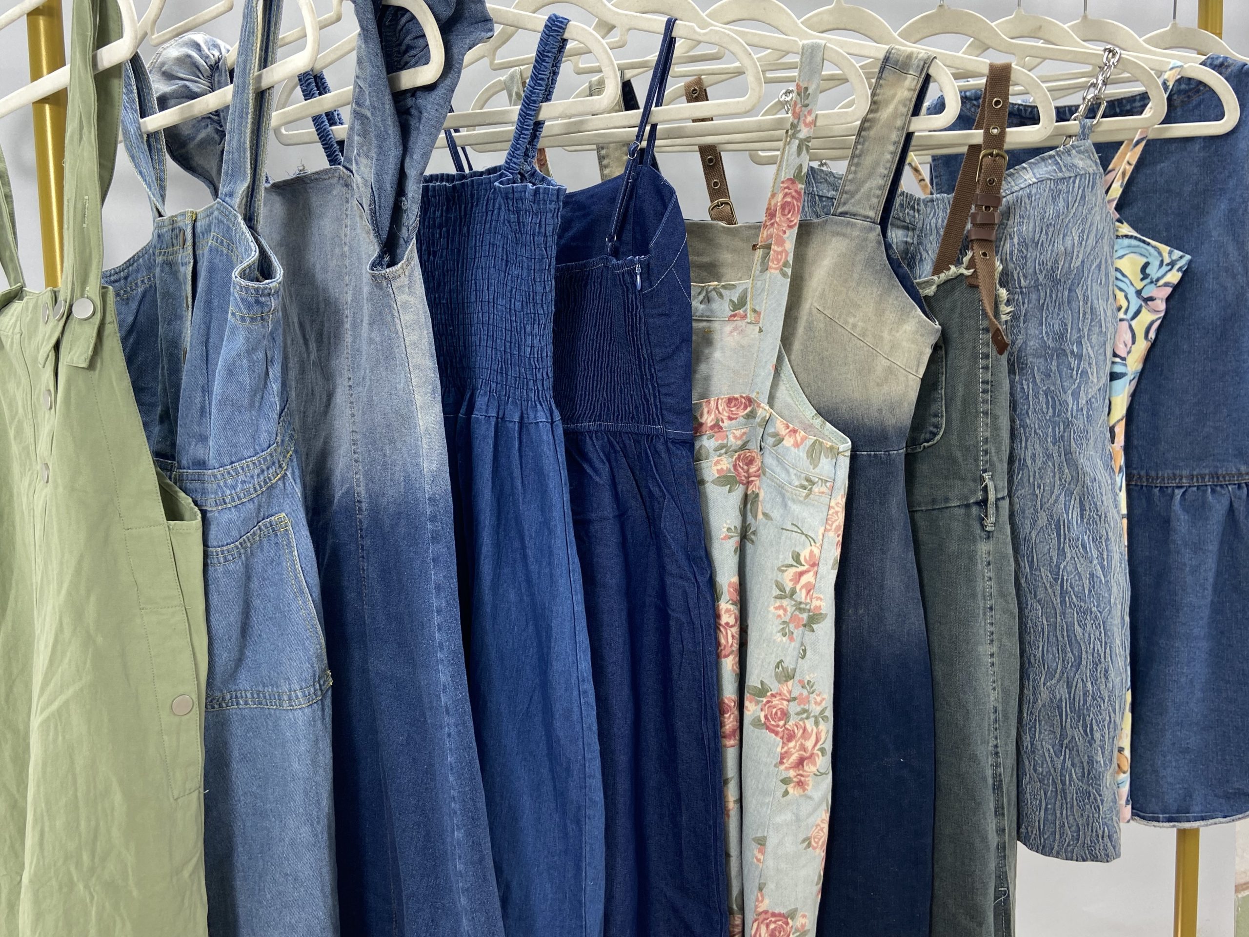 14EEF1B89324F5B447D860EED4A08FDB