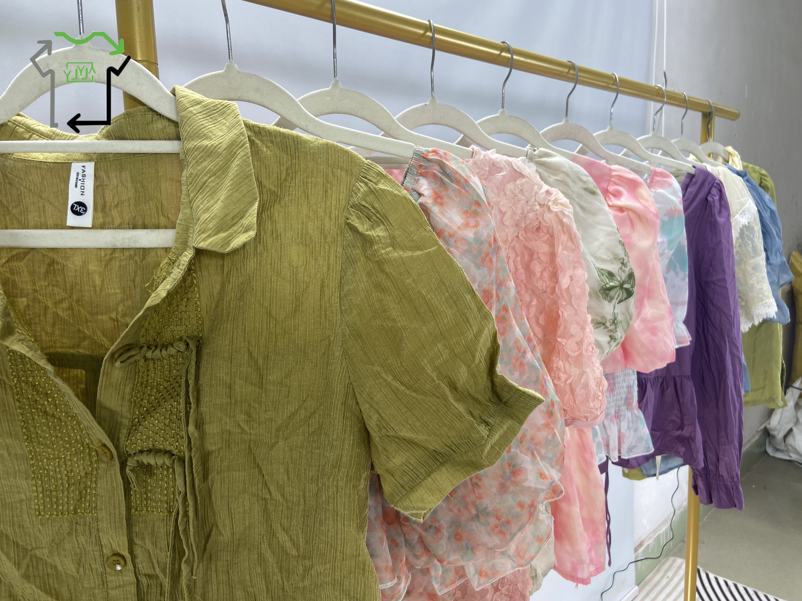 FE474BE0630687B03F38E874394BDFE7